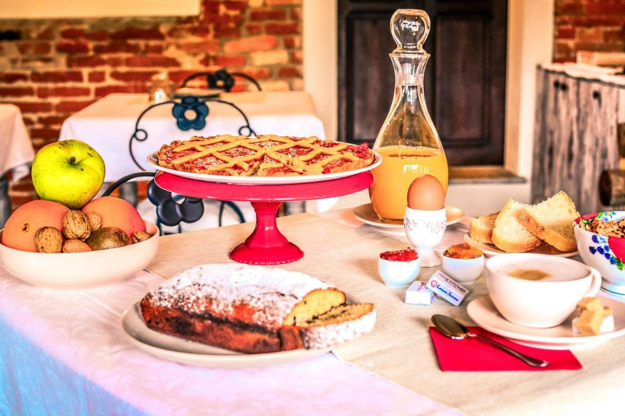 Agriturismo Tenuta Polledro Asti Dış mekan fotoğraf